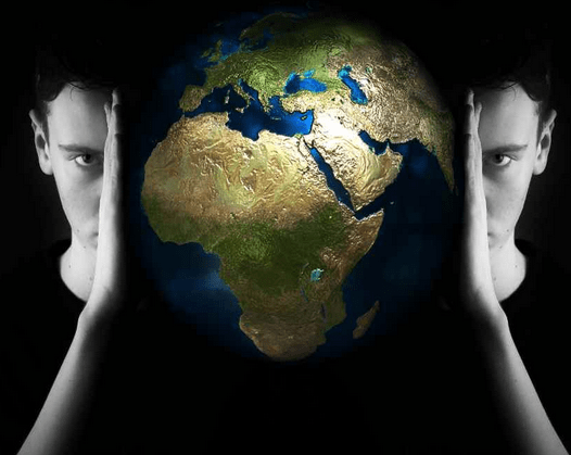 Explorando el Transhumanismo Emocional